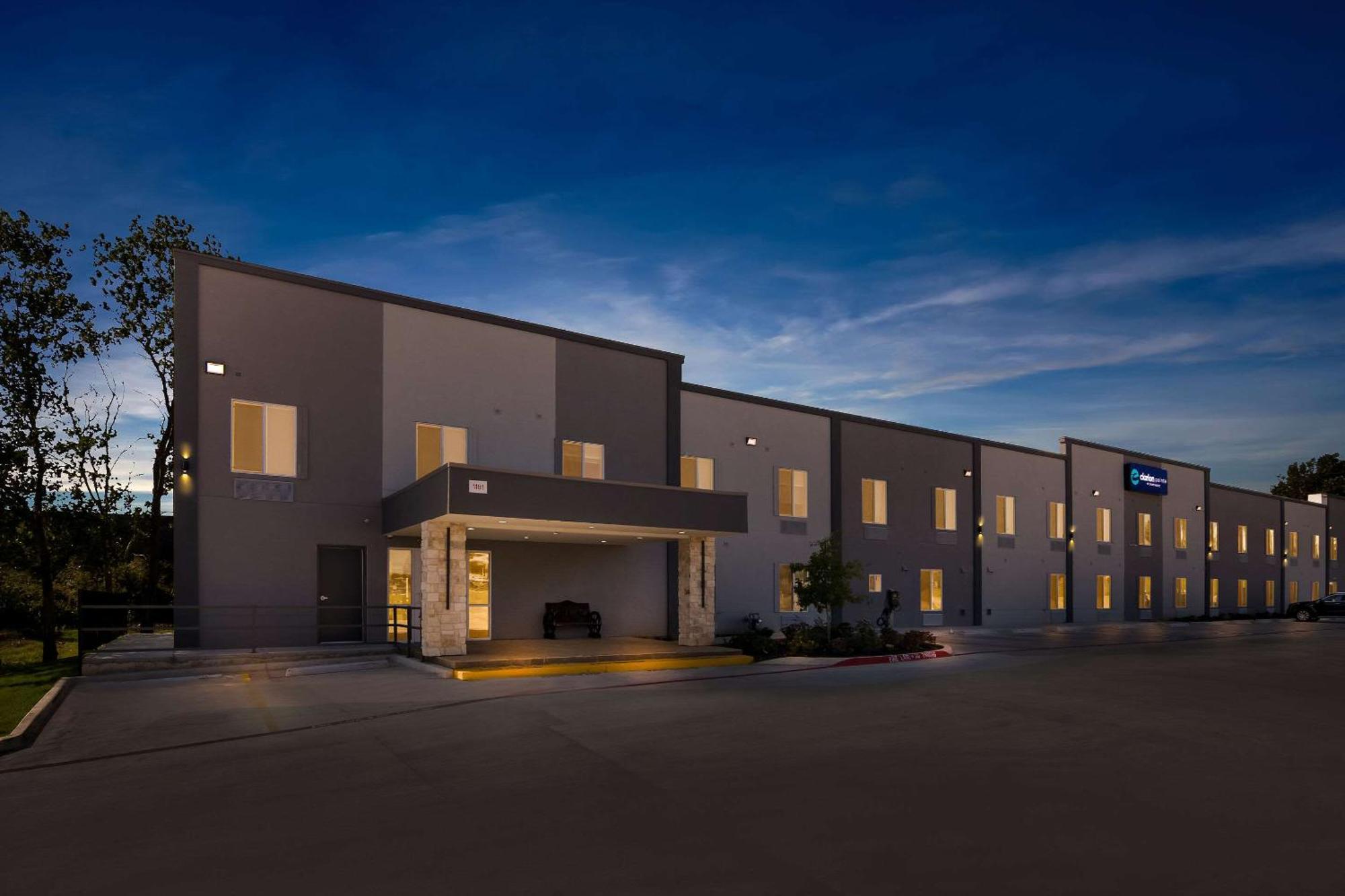 Clarion Pointe Hotell Fort Worth Eksteriør bilde